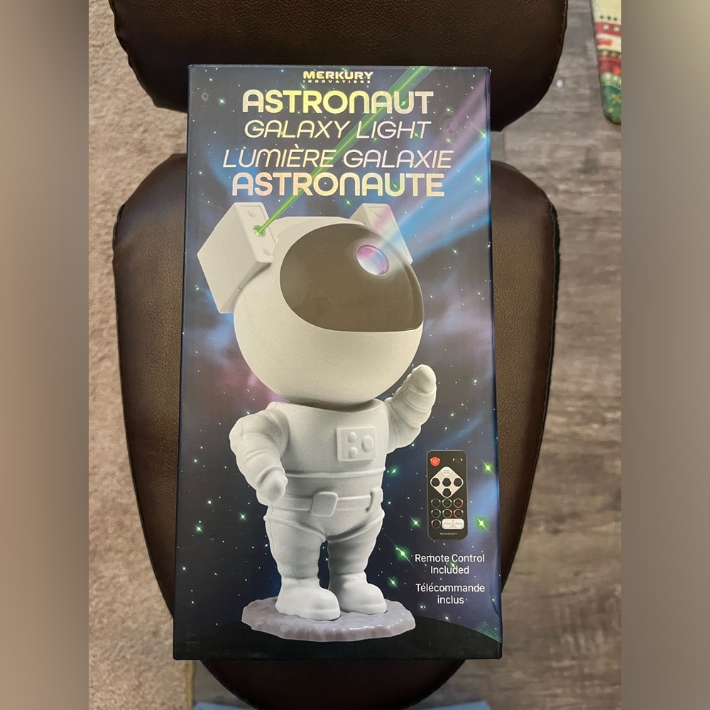 Merkury Astronaut Galaxy Light
